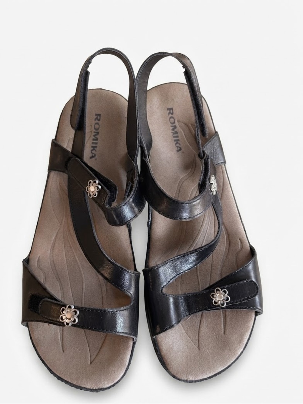 Romika “Fidschi 54” Black Leather Floral Accent Comfort Sandals